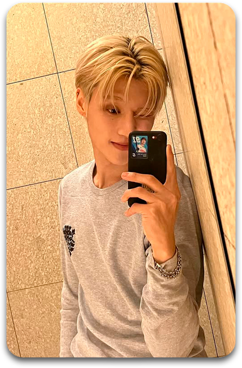 Карта / ATEEZ #0977