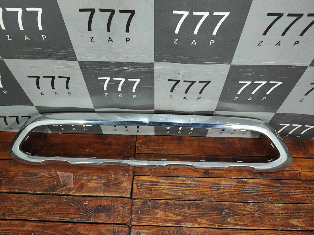 Накладка переднего бампера Mercedes GLC (X253) 15-19 Б/У Оригинал A2538851625