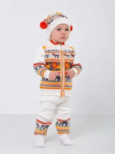 Костюм вязаный