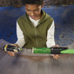 Hasbro Star Wars - Forge Kyber Core Luke Skywalker Lightsaber F9968 / артикул   F1132 F9968  / GTIN 5010996202314