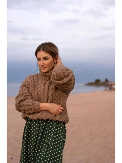 Свитер с воротом ручной работы Melody