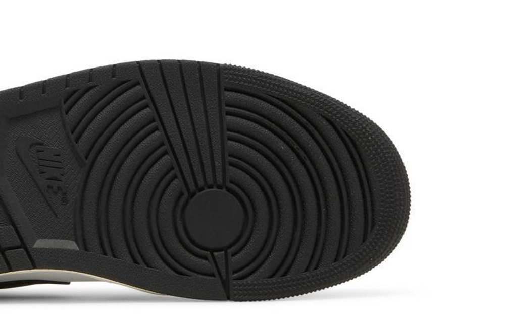 Кроссовки Jordan Low Se "Wear-Away"