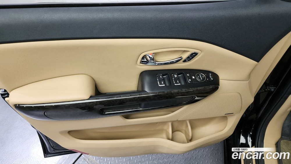 Kia The New Carnival (Sedona) Бензин 9-и местный High Limousine (11.2019)