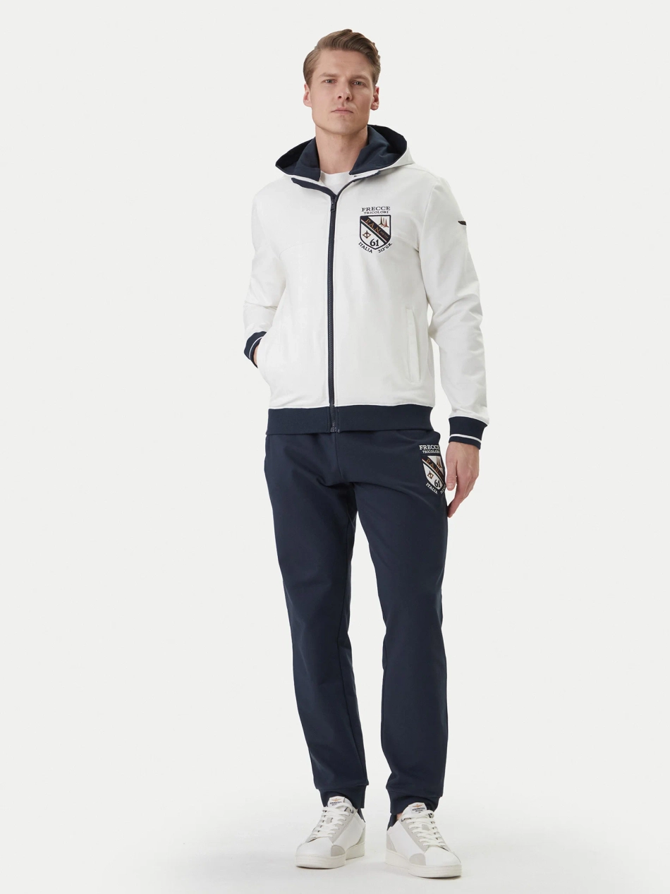 Спортивный костюм из хлопка