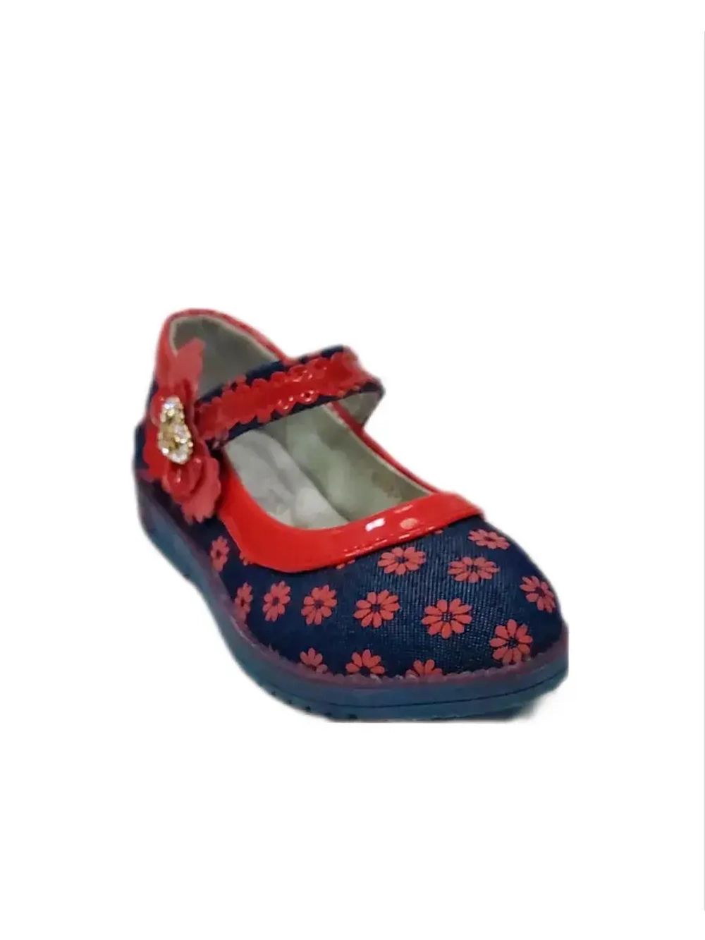Туфли для девочки закрытые для садика.