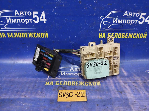 Блок предохранителей салонный TOYOTA CAMRY 1993