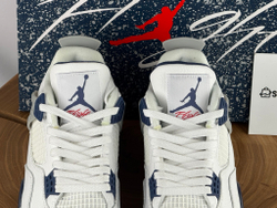 Air Jordan 4 Retro Midnight Navy