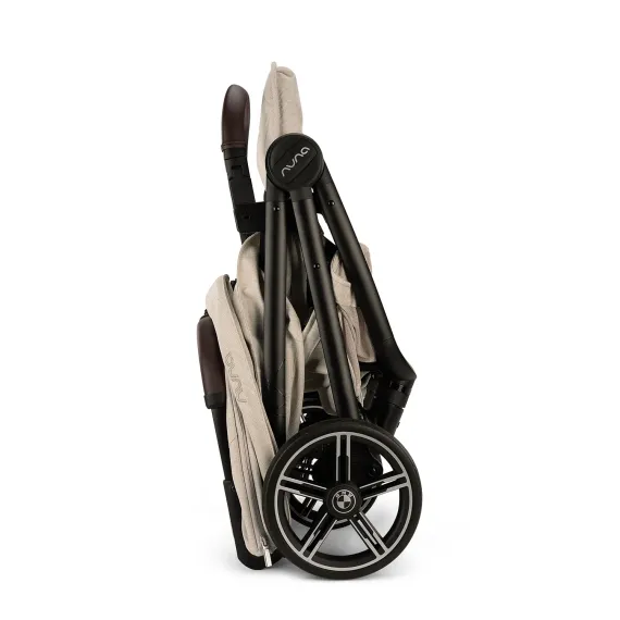 Прогулочная коляска Nuna Trvl Lx BMW Mica
