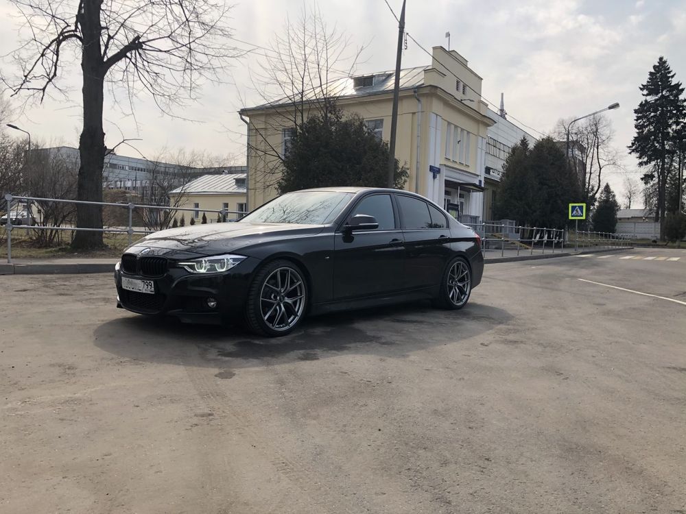F30 & BBS CI-R 19" platinum silver