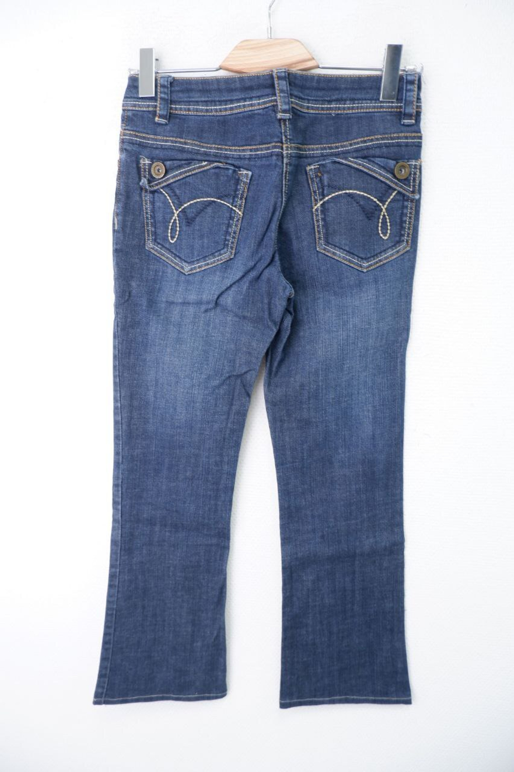 Джинсы темно-синие 42 размер