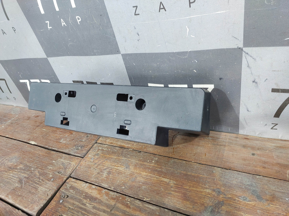 Площадка гос. номера Toyota Land Cruiser 200 15-21 Б/У Оригинал PZ32160711