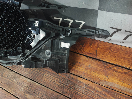 Решетка радиатора Mazda CX-5 2 (KF) 17-21 Б/У Оригинал KB8B50712