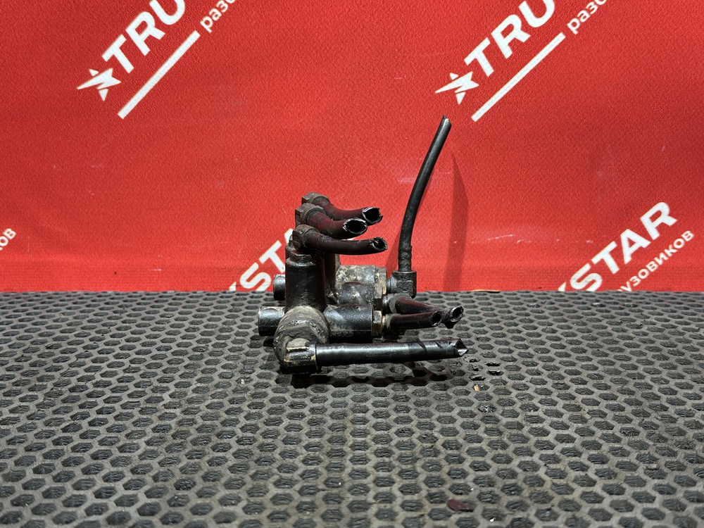 Распределитель тормозных сил