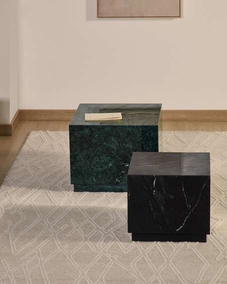 Приставной столик Sorein из черного мрамора 40 x 40 см