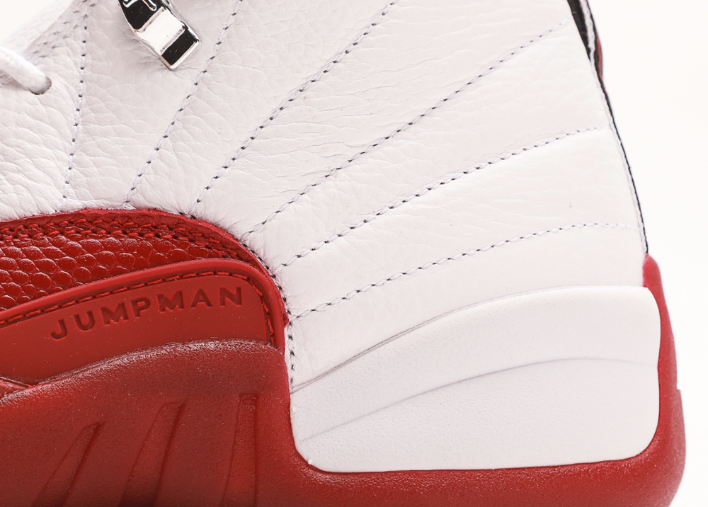 Air Jordan 12 Cherry