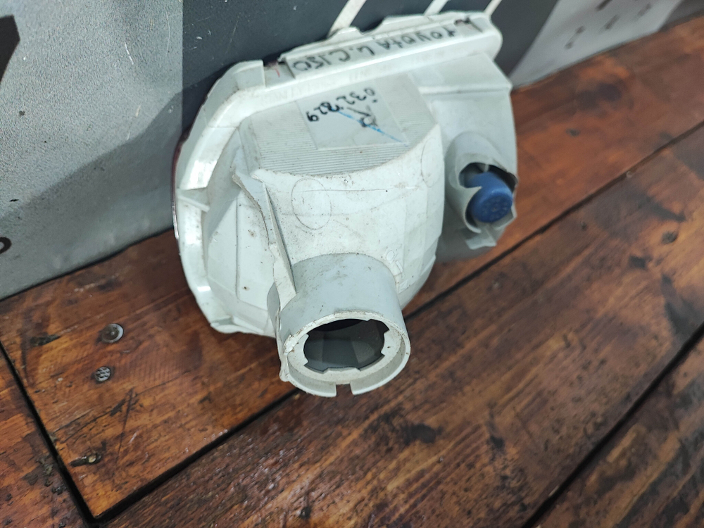 ПТФ задний правый Toyota Land Cruiser Prado 150 09-17 Б/У Оригинал 8158160240