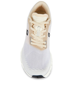 Женские Кроссовки для бега On Cloud 6 Push Sand & Wolf