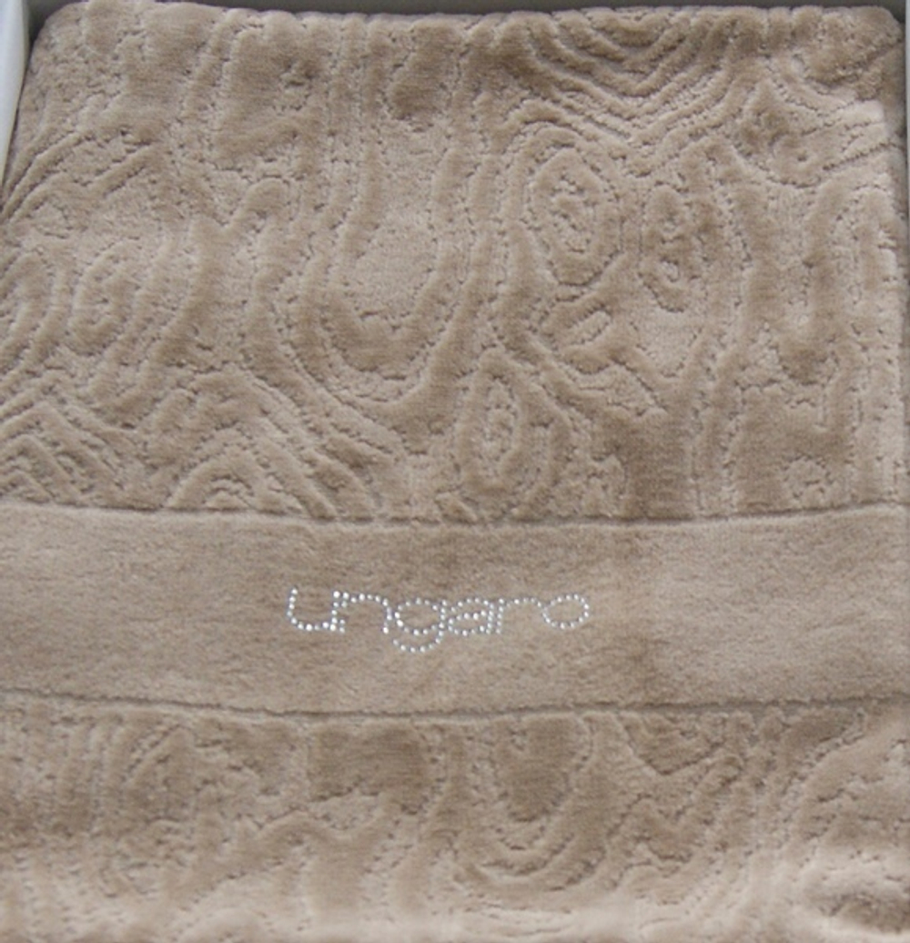 Набор полотенец 2 шт Emanuel Ungaro Diamante со стразами Swarovcki голубой