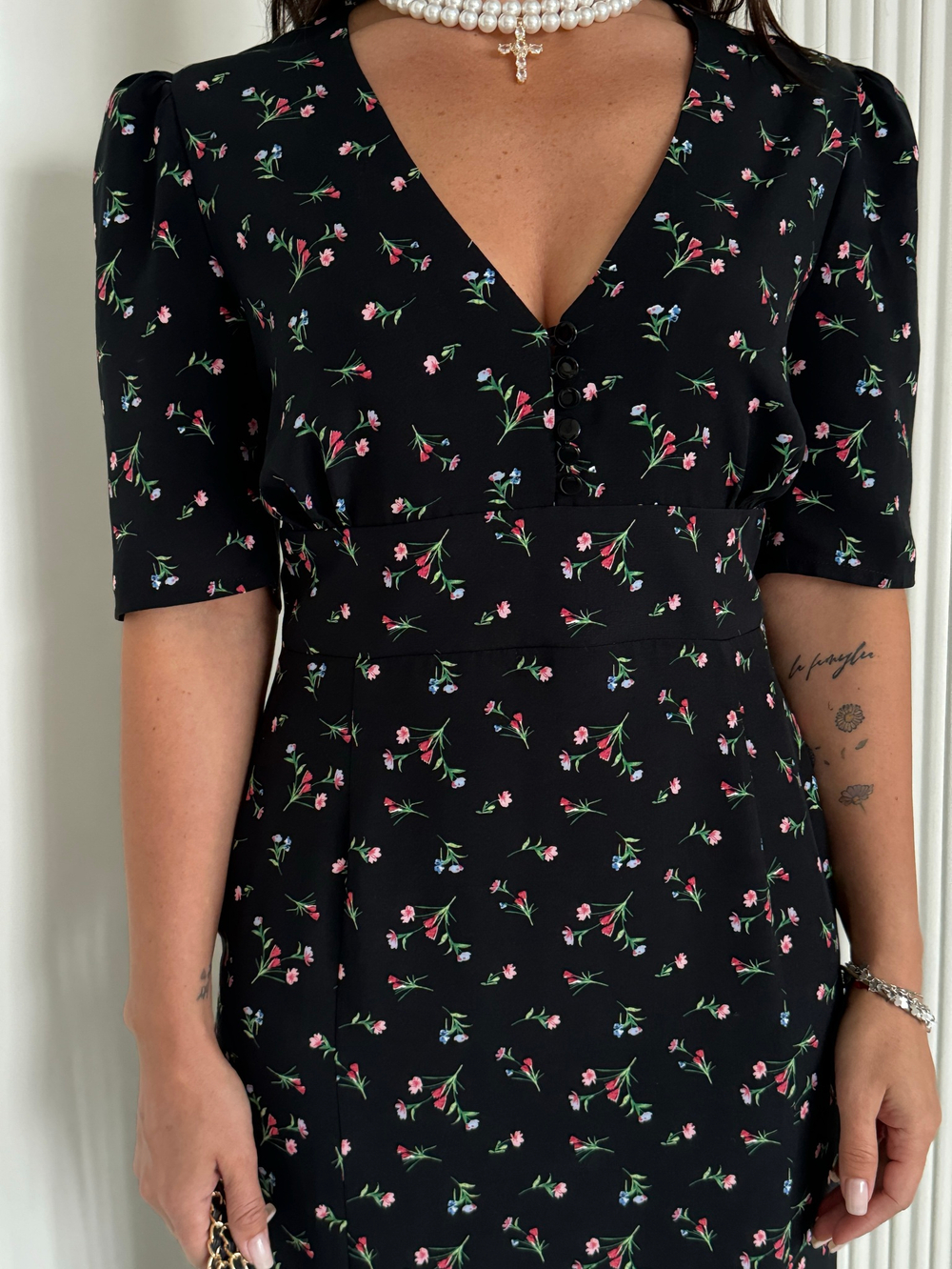 Силуэтное платье в цветок