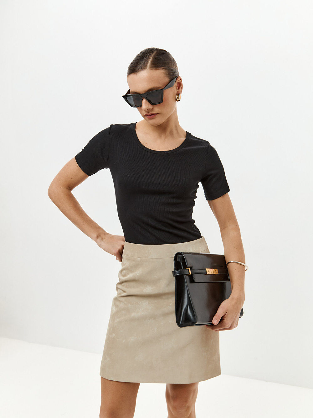 Юбка Пикси из экокожи в оттенке миндаля