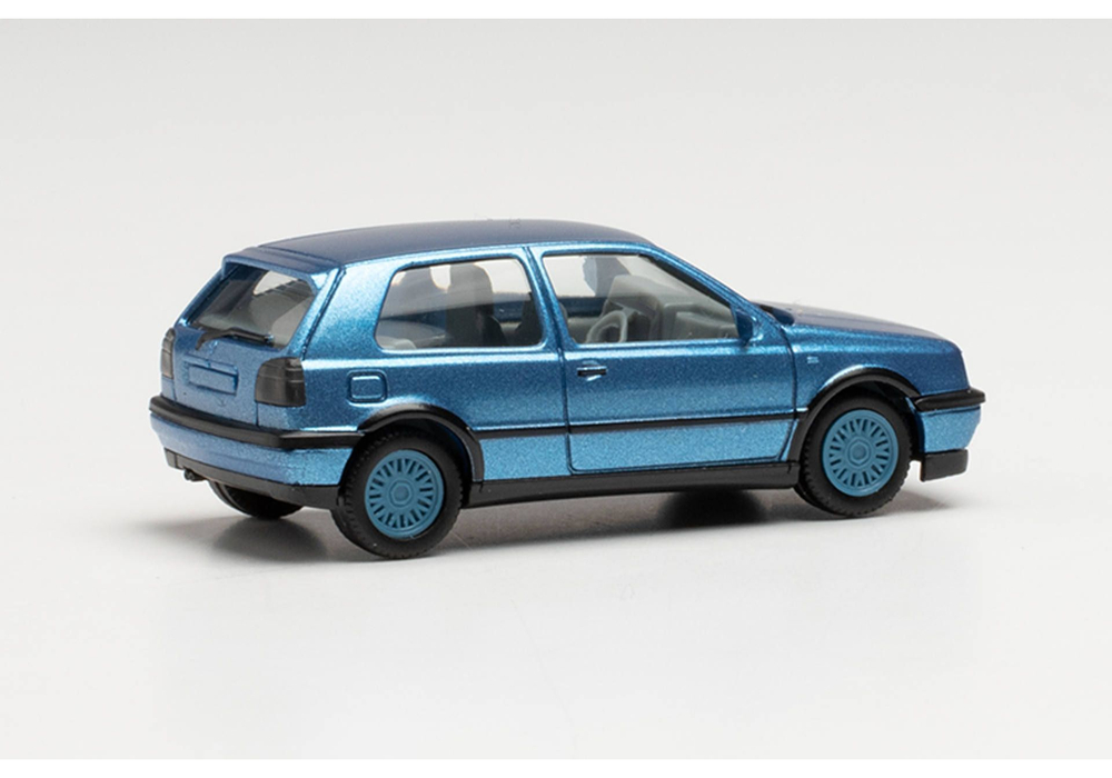 Автомобиль VW Golf III VR6, синий металлик