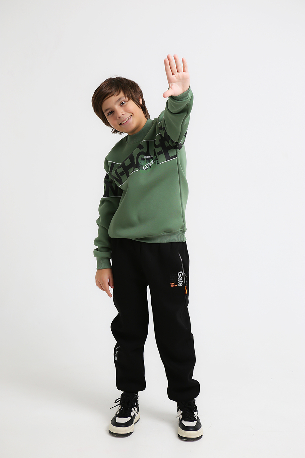 Свитшот дл/р с начесом д/м LEYZ 9845