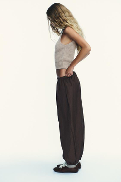 ZARA БРЮКИ-ШАРОВАРЫ ИЗ НЕЙЛОНА, ТЕМНО-КОРИЧНЕВЫЙ