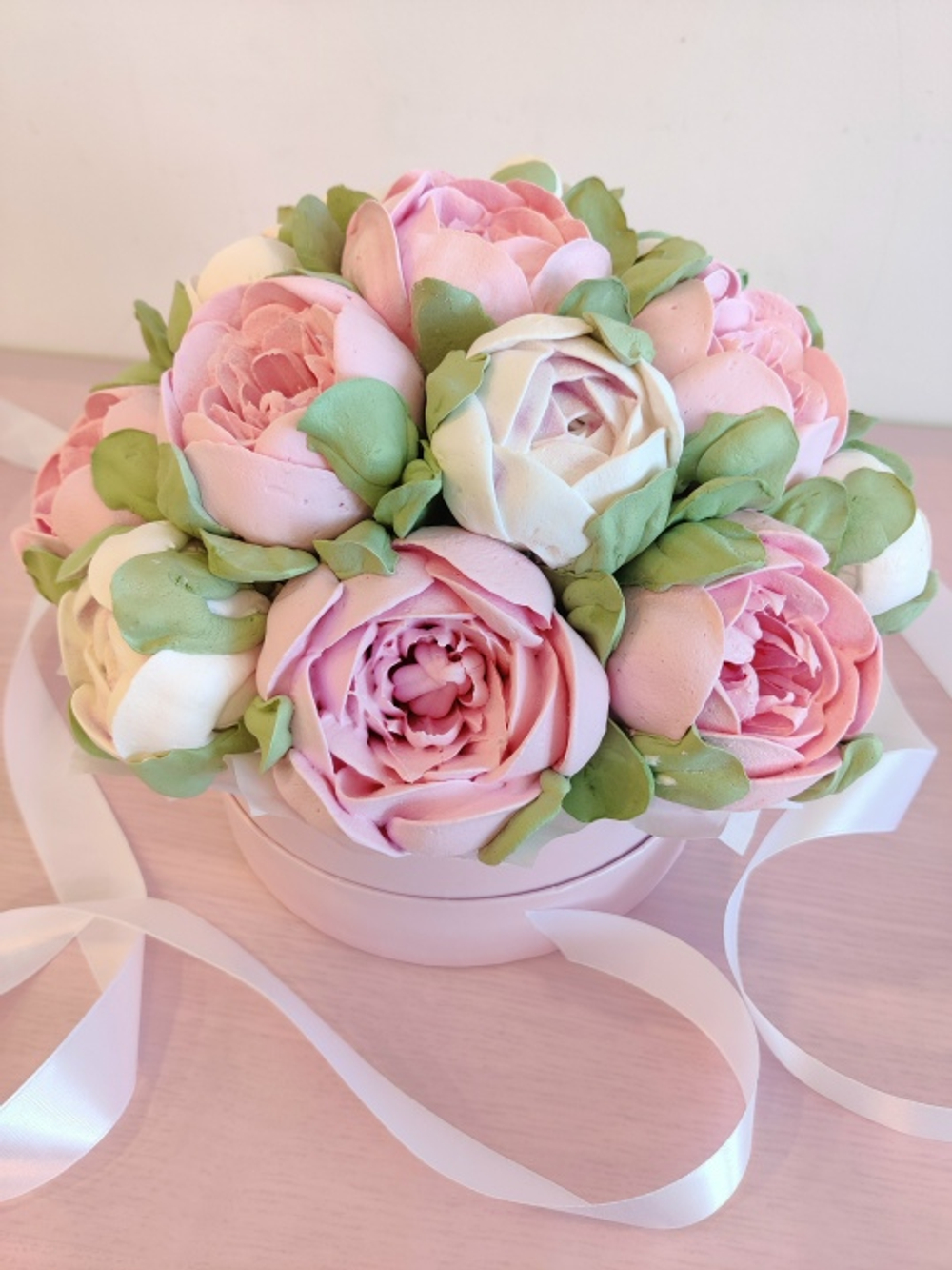 Коробка "Пионы" 16 см