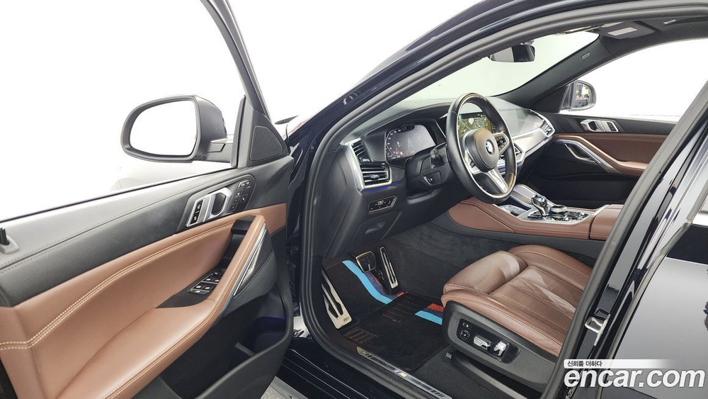 BMW X6 (G06) xDrive40i M Sports (07.2022)