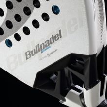 Ракетка для падела BULLPADEL Vertex 05 26, 494395, для проф. и любителей, стекловолокно, белый