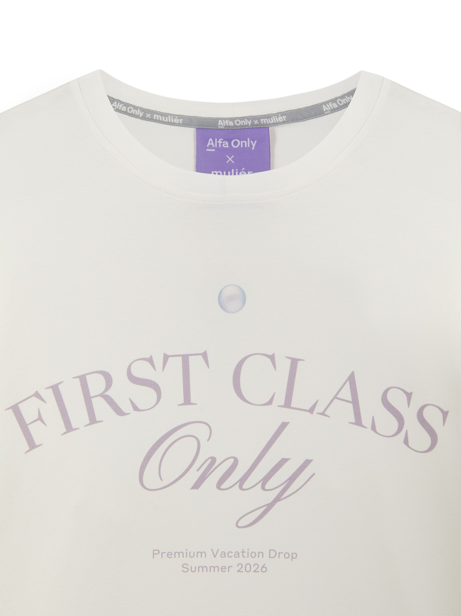 Лонгслив "First class only" белый