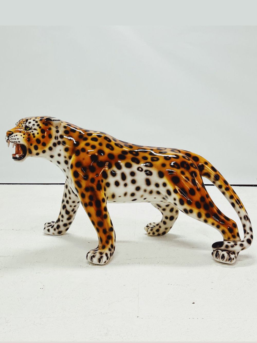 Boxer Скульптура интерьерная "Леопард"