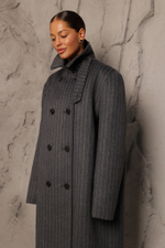 Двубортное пальто