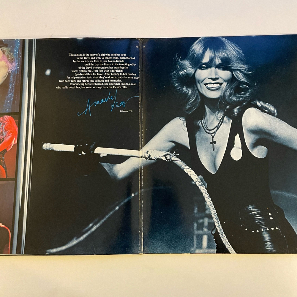 Винтажная виниловая пластинка LP Amanda Lear Sweet Revenge (Германия 1978) (С Постером)