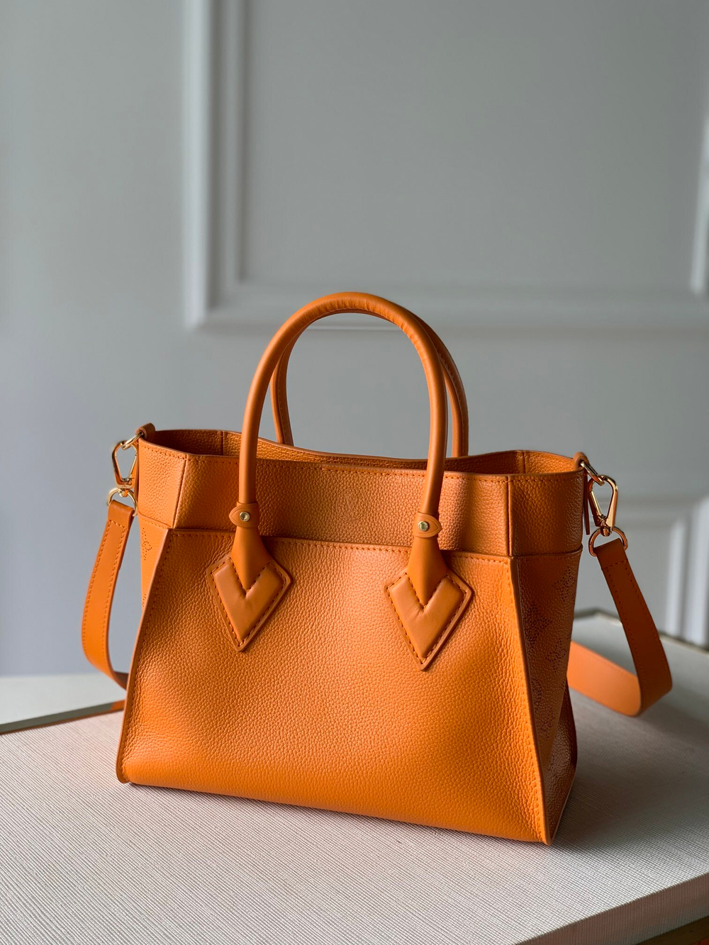 Louis Vuitton On My Side PM