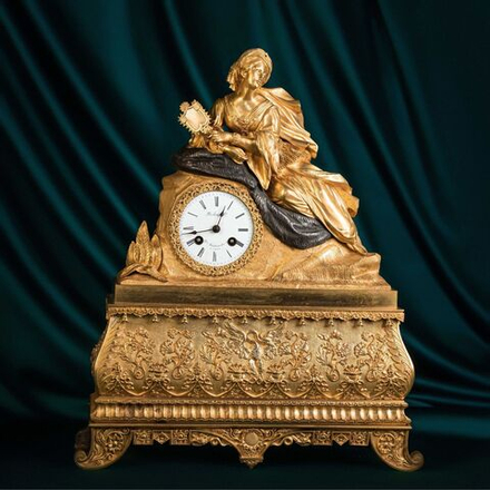 Винтаж: Антикварные каминные/кабинетные часы «Восточная девушка»