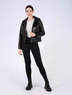 Кожаная куртка демисезонная с капюшоном
