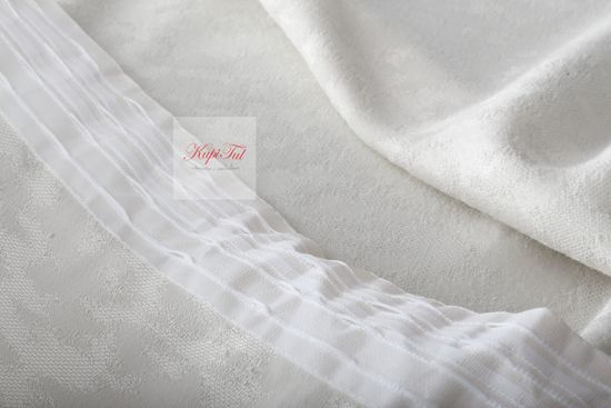 Луи (молочный). Шторы из стриженного бархата