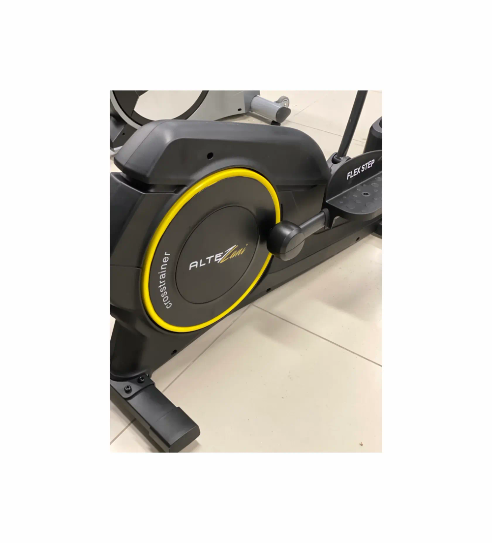 Эллиптический тренажёр заднеприводный Altezani E 140