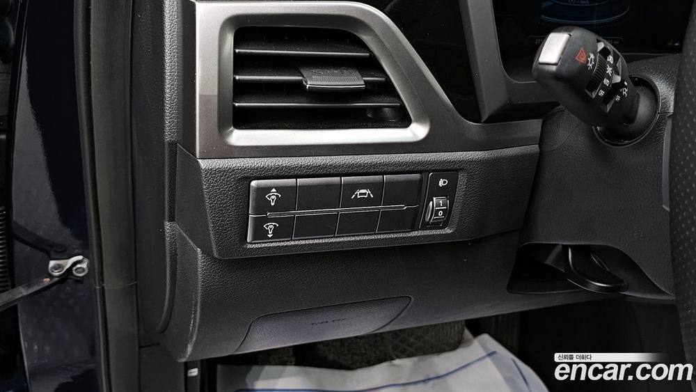 KG Mobility (Ssangyong) Beautiful Korando Дизель 1.6 2WD 딜라이트 Plus (08.2019)
