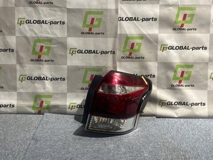 стоп правый Toyota Corolla Fielder NZE161 164 NKE165 13-106