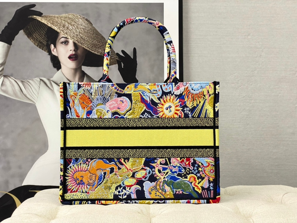 Christian Dior Book Tote 36 cm