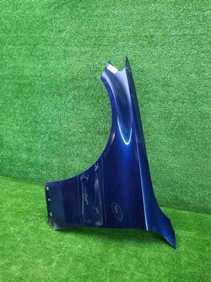 Крыло переднее левое Mercedes C W205 (2014-2023)