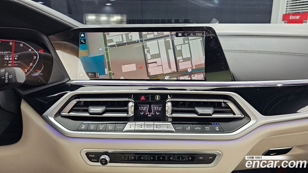 BMW X7 (G07) M50i 6-и местный (07.2022)
