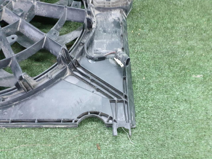 Диффузор с вентилятором Jaguar F-PACE (2016-н.в.)