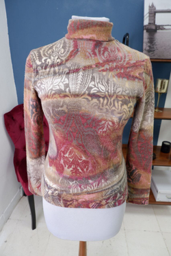 Водолазка шерстяная с принтом 46 размер