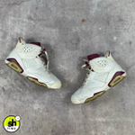 Кроссовки AirJordan 6 Retro.