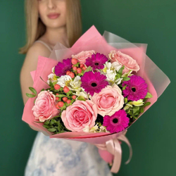 заказать онлайн цветы в москве