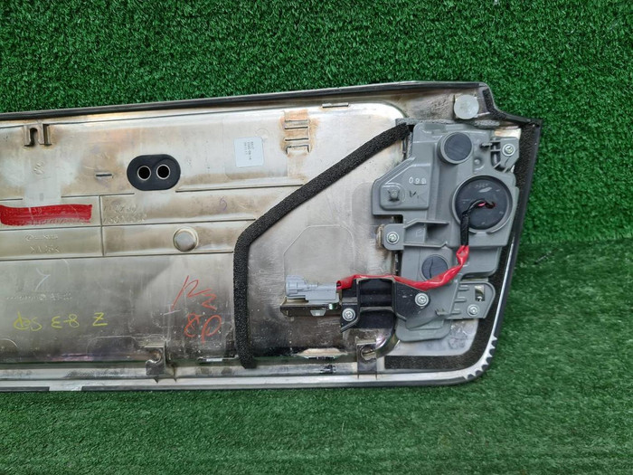 Площадка гос.номера Lexus LX 3 15-23 Superior TRD