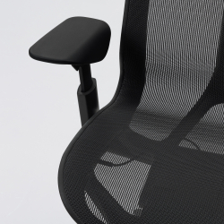 Кресло Herman Miller Cosm, высокая спинка, цвет Graphite, регулируемые подлокотники
